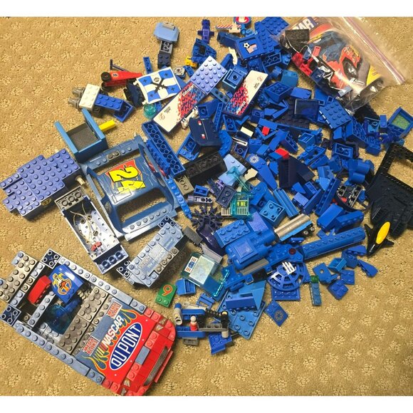 Lego Megablocks and Compatible with Lego Blocks Blue Car Misc Lot + Manual GA157 - Picture 8 of 13
